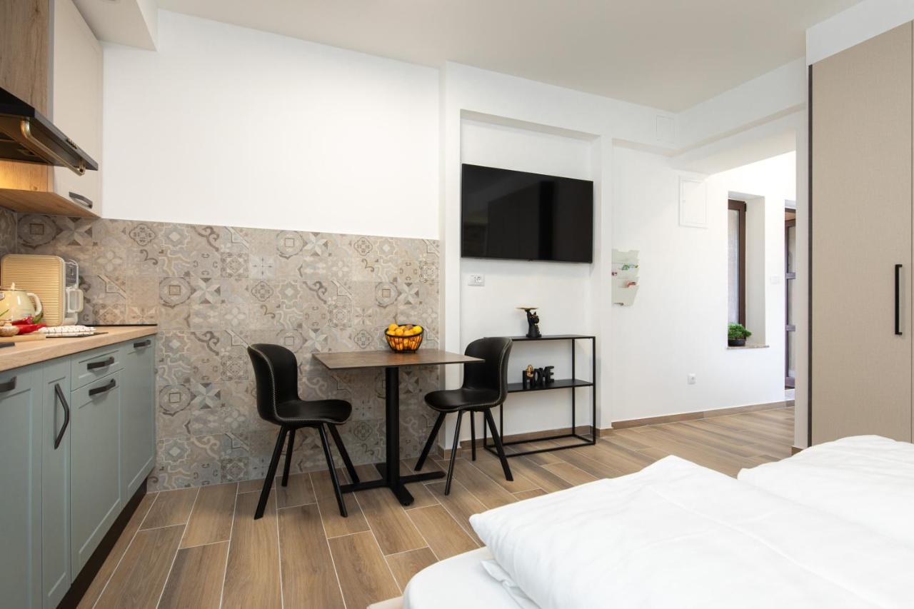 Ferienwohnung Ela Rijeka Exterior foto